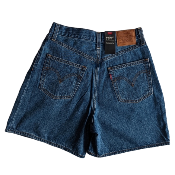 Levi's Super High Rise Ribcage Shorts - Picture 2 of 7